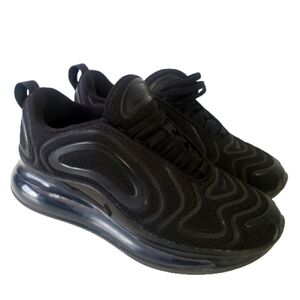 Nike AIR MAX 720 GS TRIPLE BLACK youth SIZE 4.5